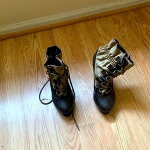 Womens casual Tan Smitten boots